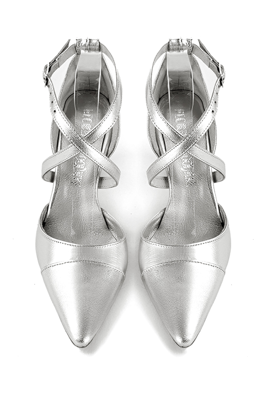 Light silver women's open side shoes, with crossed straps. Tapered toe. High block heels. Top view - Florence KOOIJMAN